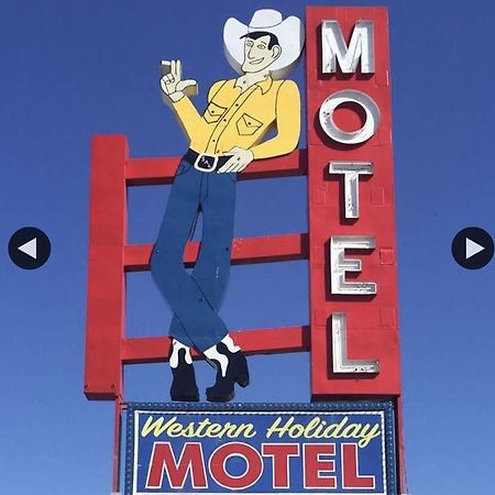 Western Holiday Motel Уичита Екстериор снимка