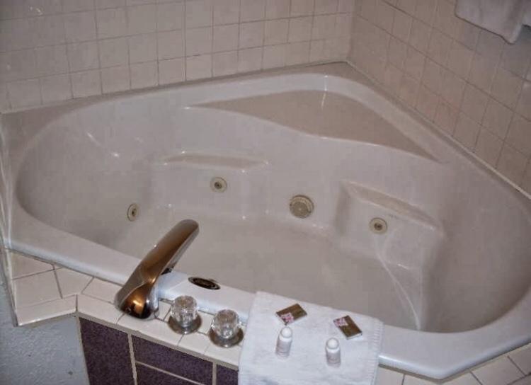Western Holiday Motel Уичита Екстериор снимка